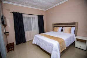 Klassieke kamer, 1 twee- of 2 eenpersoonsbedden | Donzen dekbedden, pillowtop-bedden, een laptopwerkplek, gratis wifi