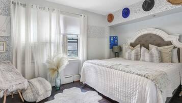 3 habitaciones, tabla de planchar con plancha, wifi y ropa de cama