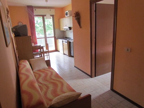 Căn hộ, 1 phòng ngủ, ban công | Nội thất