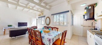 Amplio, Luminoso, Excelente Ubicación a Cuadras del Parque y Zona Gastronómica