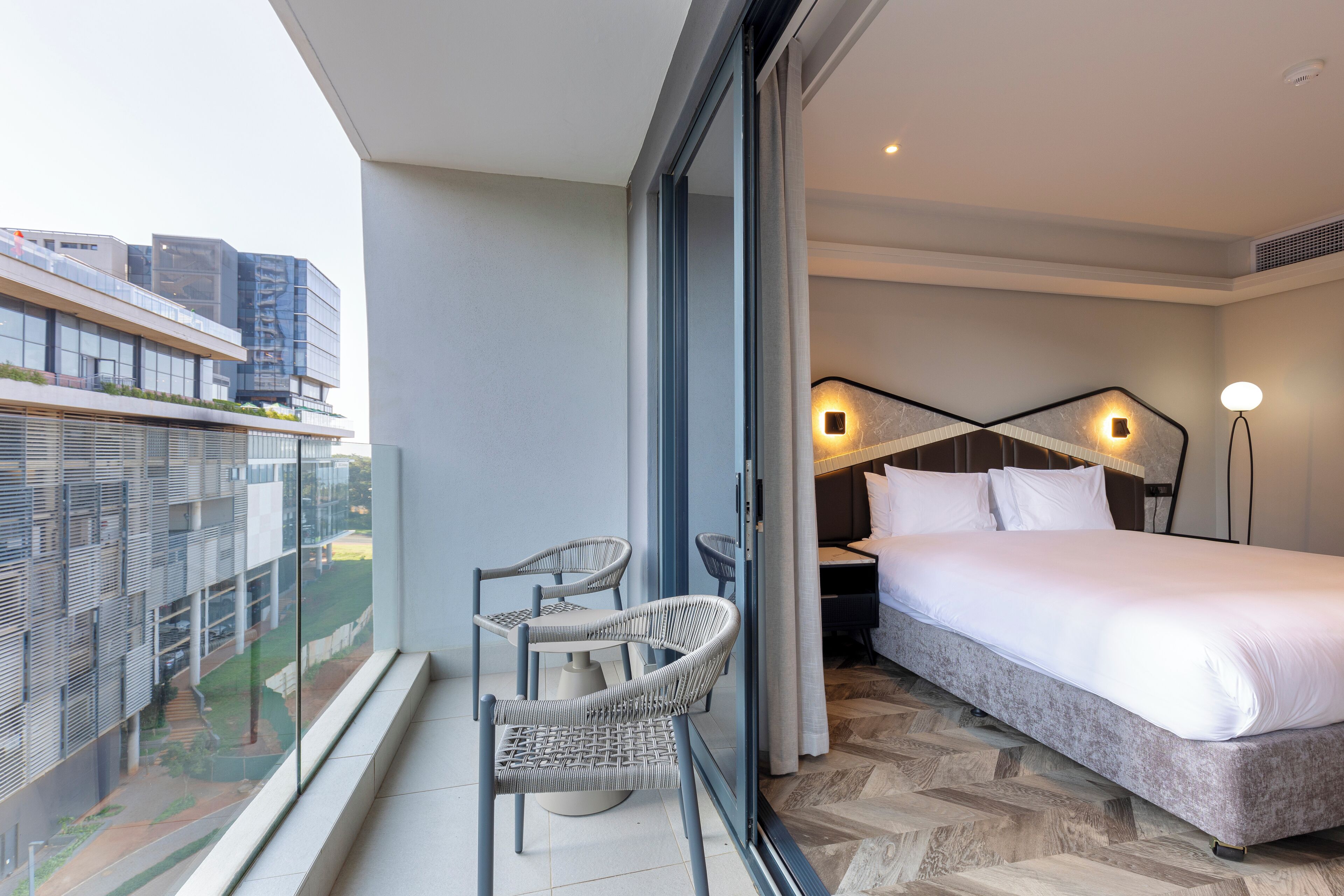 Phòng đôi hoặc 2 giường đơn Deluxe, 1 phòng ngủ, không hút thuốc, quang cảnh thành phố | Hiên