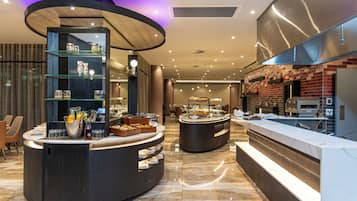 Bữa sáng buffet hàng ngày (295 ZAR/mỗi người)