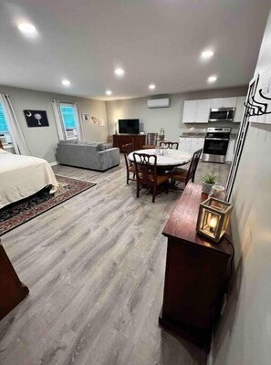 Interior - Patriot Point A & B apartments (Roebuck)