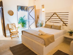 9 bedrooms, iron/ironing board, WiFi, bed sheets