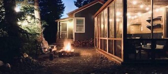 Isolated GLAMPING on the shore of Lake Winnipeg