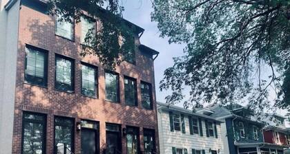 Historical Winnipeg in the Perfect Location