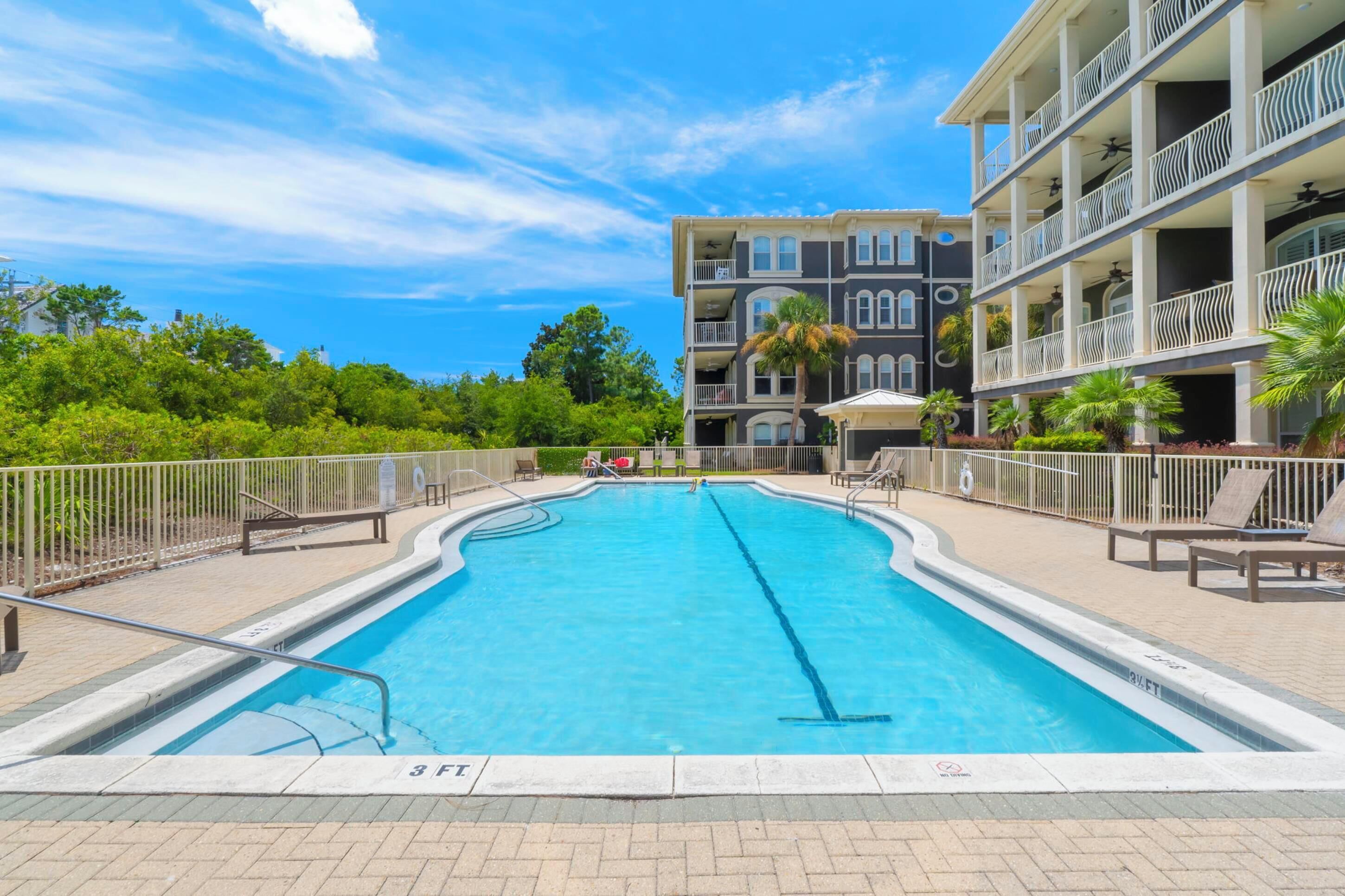 Seasonal outdoor pool, sun loungers