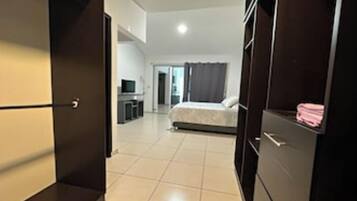 4 bedrooms