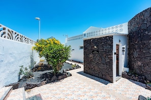 Exterior - CASA MAROSENIA (San Bartolome)