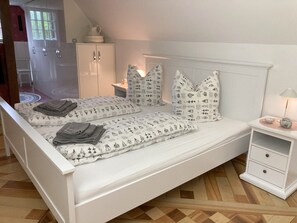 1 Schlafzimmer, Schreibtisch, kostenloses WLAN, Bettwäsche