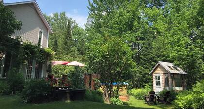 Intimité et Confort, Plusieurs Foyers, à Proximité D'activités et Sherbrooke