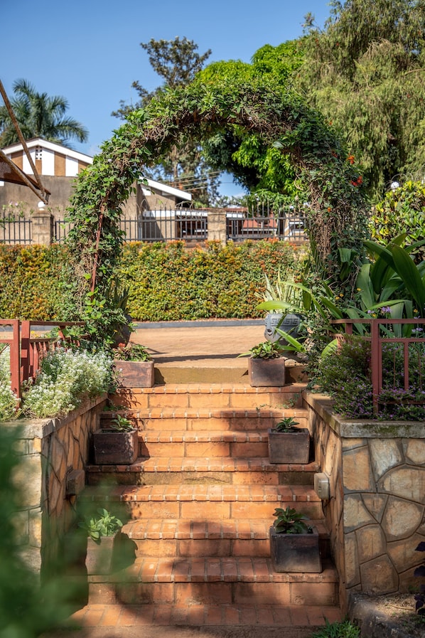 Exterior - Fred and Winnie BnB (Kampala)