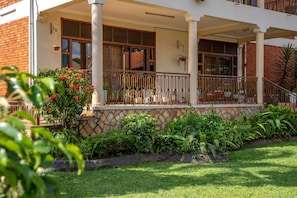 Front of property - Fred and Winnie BnB (Kampala)