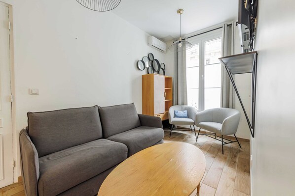 Fernseher