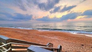 Beach nearby, sun-loungers, beach towels