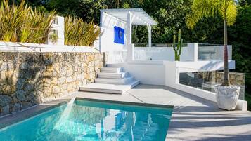 Chalet | Pool