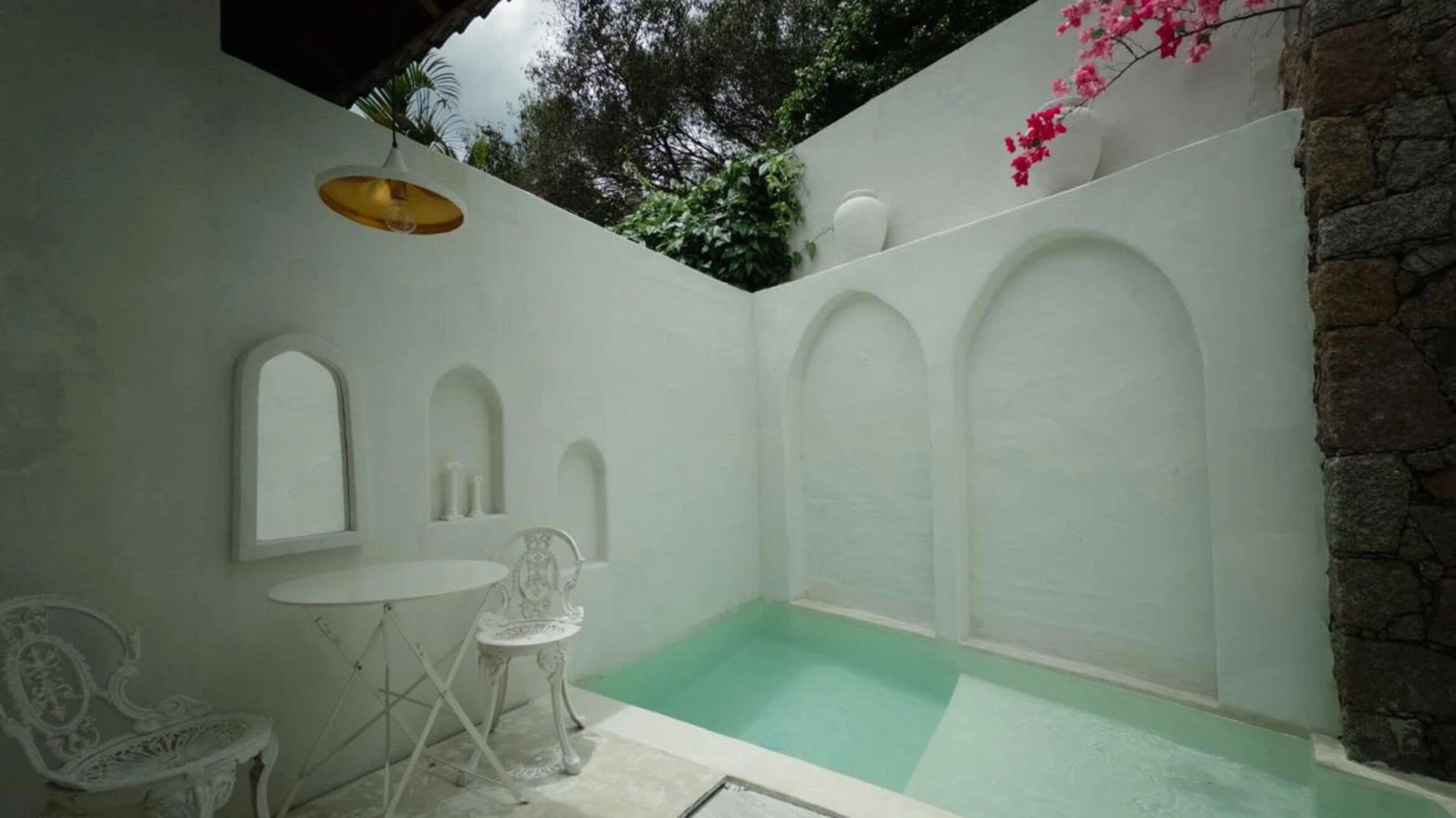 Suite (Suíte Oásis 3 com Piscina Aquecida Pr) | Garden view