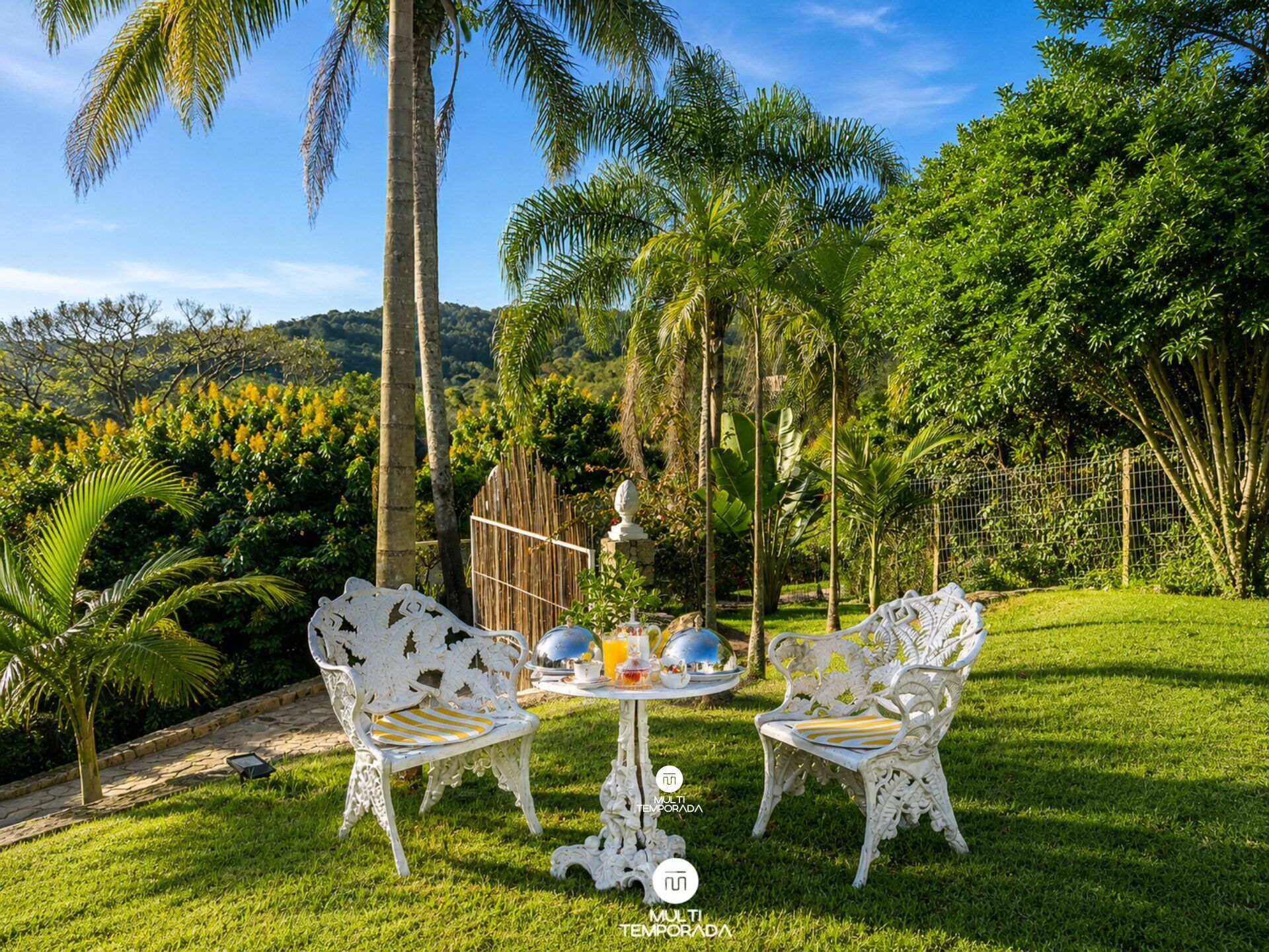 Suite (Suíte Oásis 3 com Piscina Aquecida Pr) | Outdoor dining