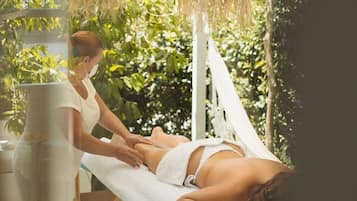 Chalet | Spa | Hot stone massages, massages