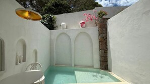 Suite (Suíte Oásis 3 com Piscina Aquecida Pr) | Servicio de la habitación
