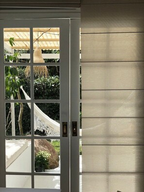 Chalet de lujo (The Chalé – Privativo e Completo – Ca) | Vistas al jardín