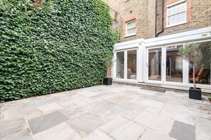 Basic House, Multiple Beds | Exterior - Lavish and Luxurious Chelsea Home (London)