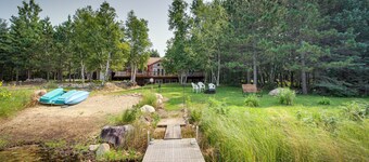 White Swan Lake Home Near Hiking & Snowmobiling!