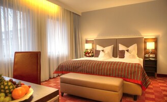 办公桌、隔音、免费 WiFi