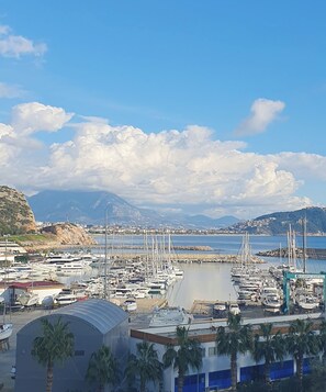 Marina - Dreamy two bedroom apartment (Antalya)