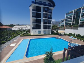 Indoor pool, outdoor pool