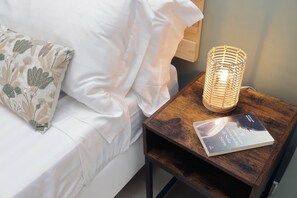 Deluxe Apartment | 2 bedrooms, soundproofing, free cribs/infant beds, free WiFi - Flatinrome Trastevere 2 - Jacuzzi  (Rome)
