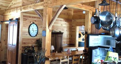 Guest House surrounded by national forest