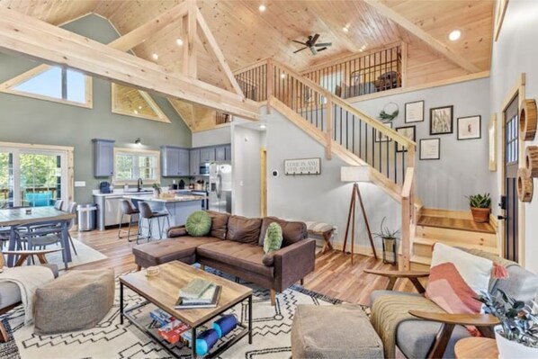 智能電視、壁爐