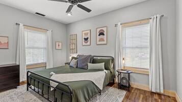 2 bedrooms, iron/ironing board, travel crib, free WiFi