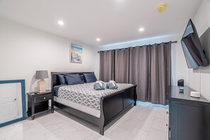 Basic-Apartment | 1 Schlafzimmer, Schreibtisch, Verdunkelungsvorhänge