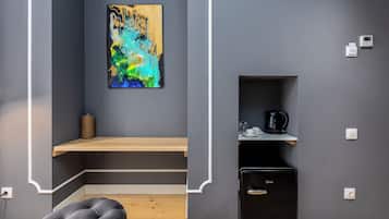 Classic Double Room, City View | Premium bedding, minibar, in-room safe, soundproofing