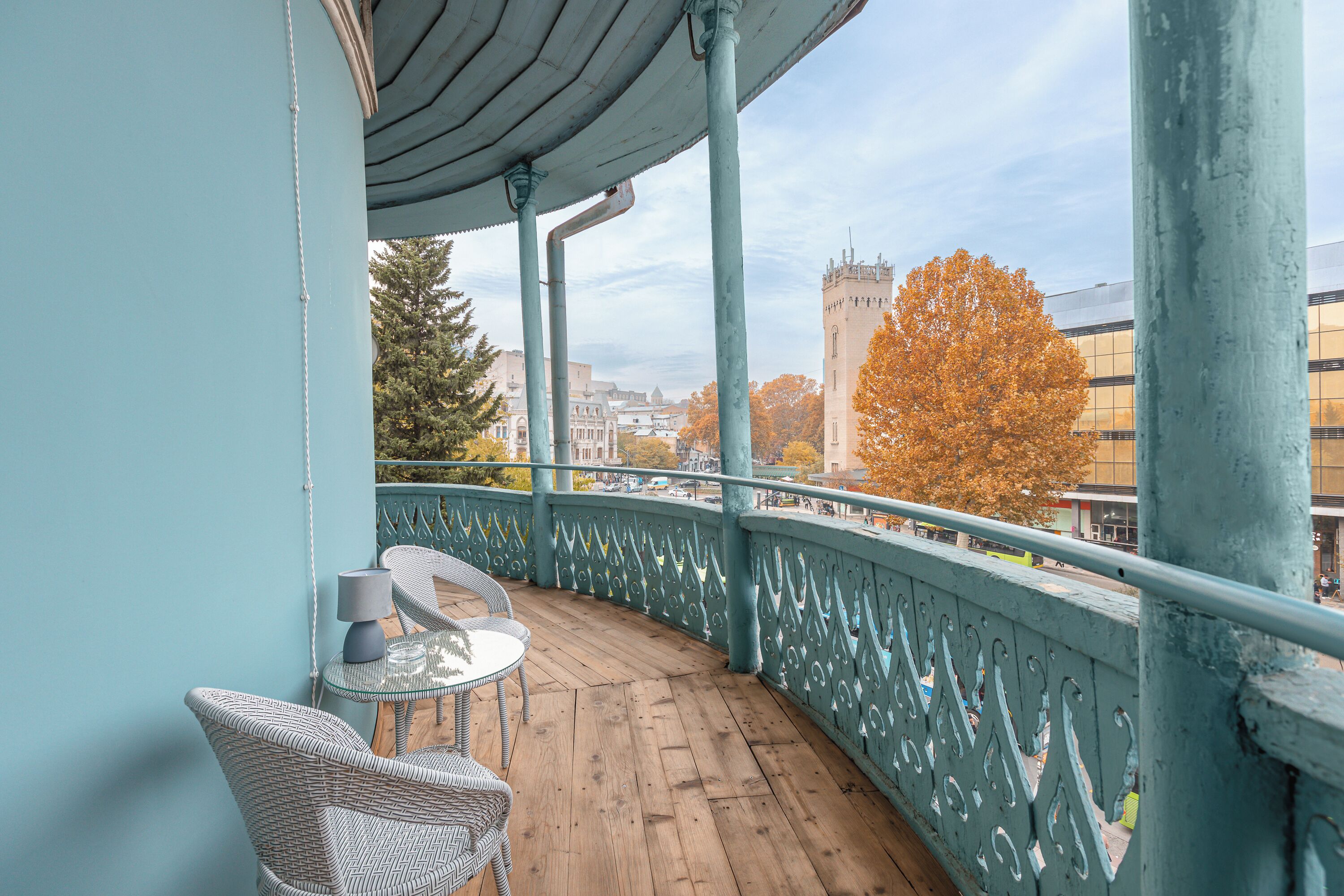 Design Suite | Balcony view