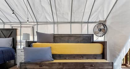 Furnished Glamping Tent/King Bed/Access to the Red River - Dancing Deer - #6