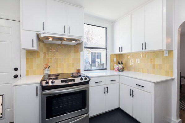 Microwave, oven, stovetop, dishwasher