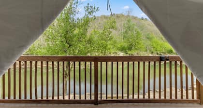 Furnished Glamping Tent/King Bed/Access to the Red River - Hallowed Horse - #2