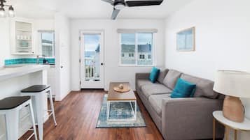 Condo, 1 Queen Bed with Sofa bed, Balcony, Ocean View (Unit 5) | Living area