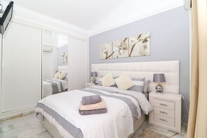 Iron/ironing board, free WiFi, bed sheets