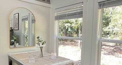 New Tiny Home on 16 heavily-wooded acres in East Texas!