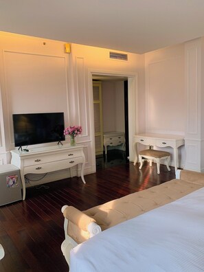 Chambre Royale Double ou avec lits jumeaux | Literie de qualité supérieure, minibar, coffres-forts dans les chambres