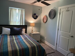 4 bedrooms, WiFi, bed sheets