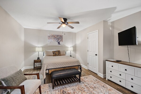 2 bedrooms, iron/ironing board, free WiFi, bed sheets