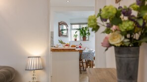 Interior - Bell Cottage - Period Cottage set in the heart of picturesque Village (Northallerton)