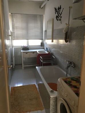 Hair dryer, slippers, towels, soap - Sarajevo - Lovely open space with two bedrooms in historical center. (Sarajevo)