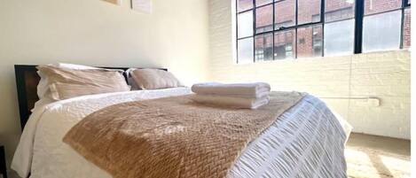 2 soveværelser, skrivebord, Wi-Fi