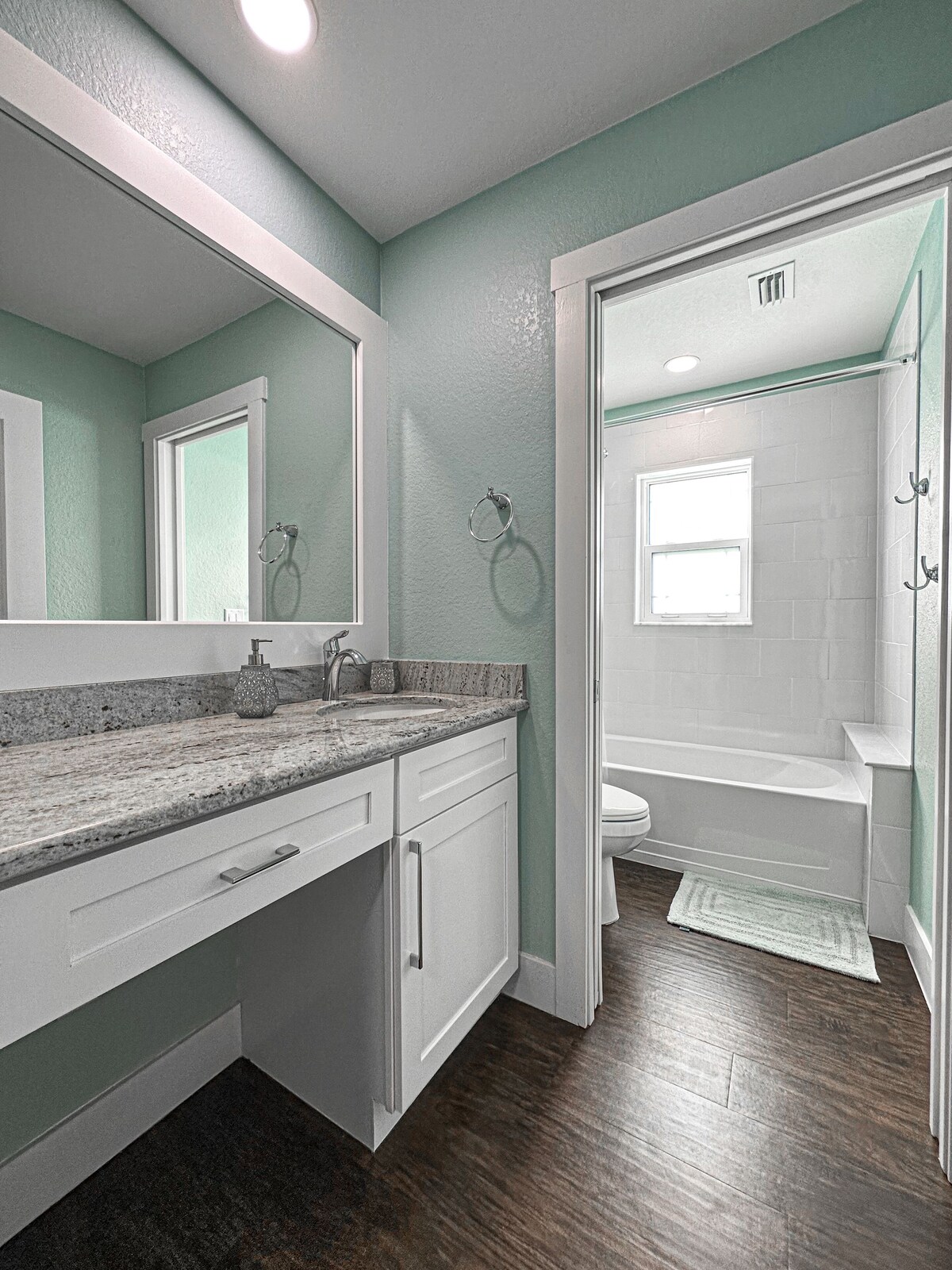 Photo 21 of Modern 5 Bed Home Near Downtown Naples/Beach!